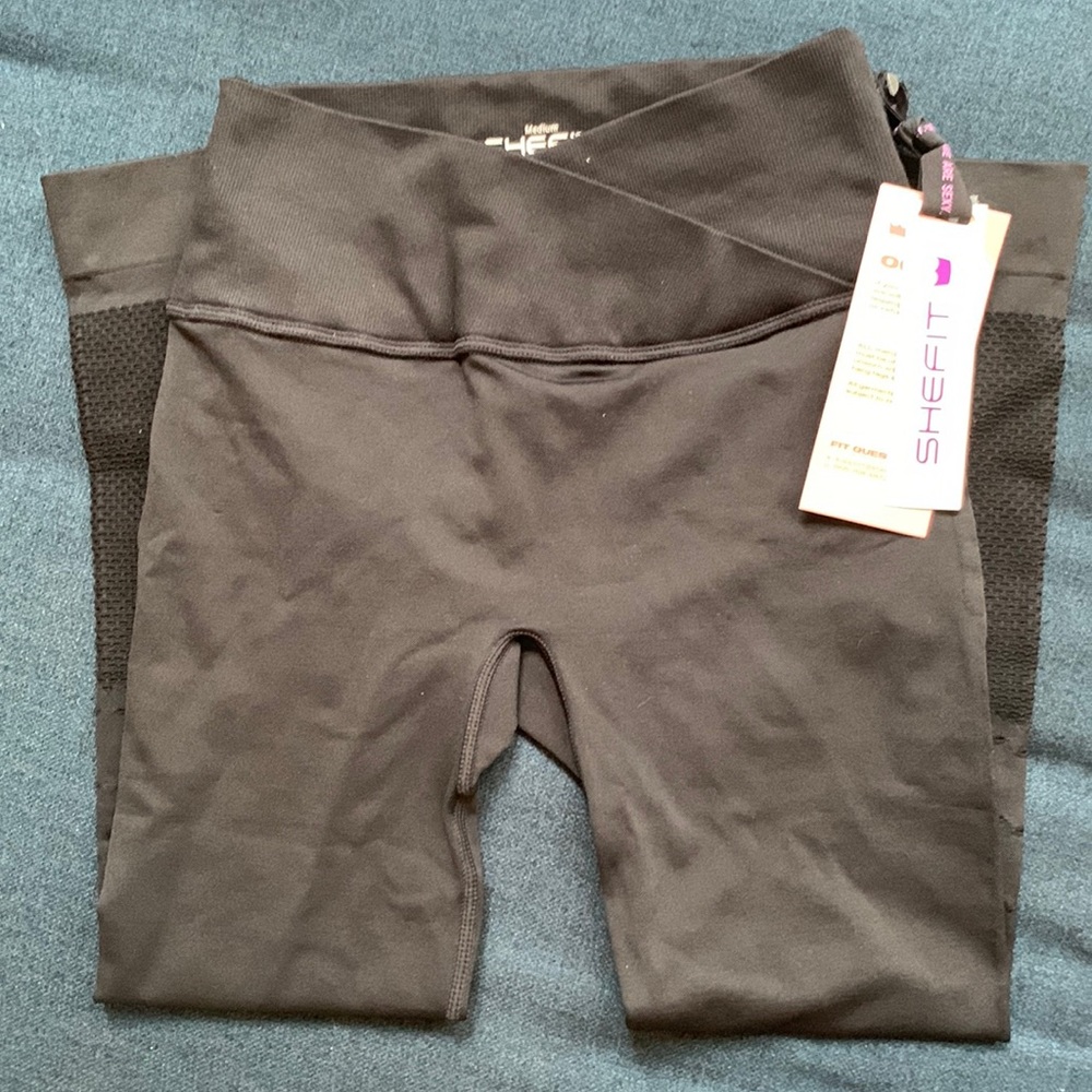 NWT SHEFIT Seamless Leggings (black)